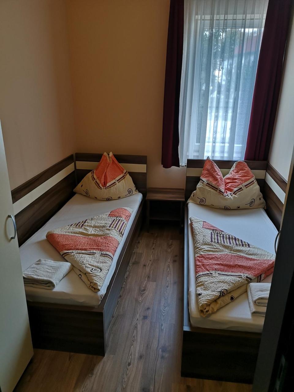 Bed and Breakfast Borostyán Panzió Balatonfüred Esterno foto