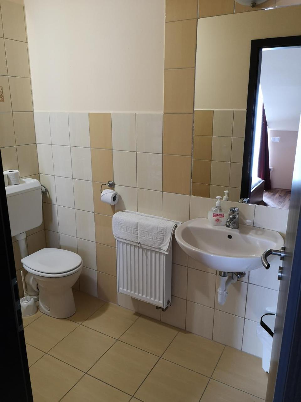 Bed and Breakfast Borostyán Panzió Balatonfüred Esterno foto