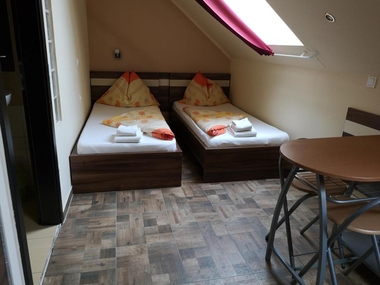 Bed and Breakfast Borostyán Panzió Balatonfüred Esterno foto